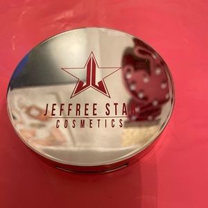 Jeffery Star Cosmetics Highlighter